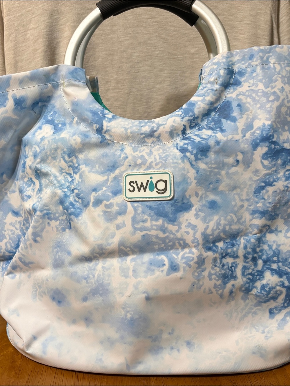 Swig Loopi Tote - Marble-Print Tote Bag in Sky Blue & White